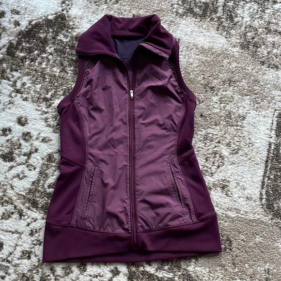 Lululemon Won't Stop Vest Plum Size 4 Rulu - Picture 2 of 8